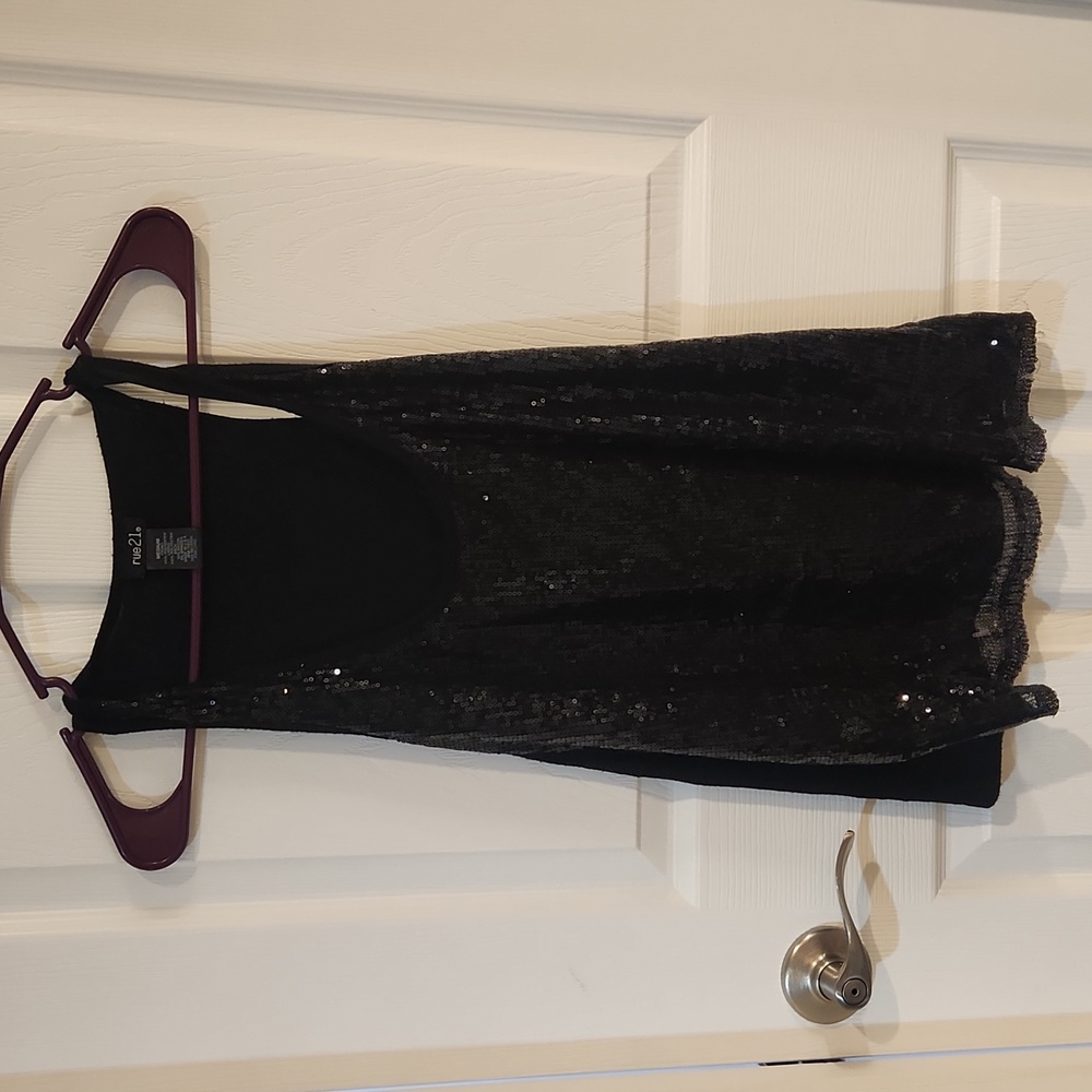 Rue 21 Black Sequin Top sz M